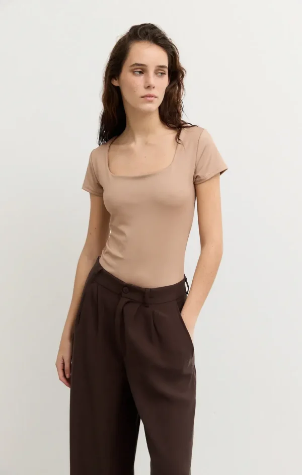 Body Lily