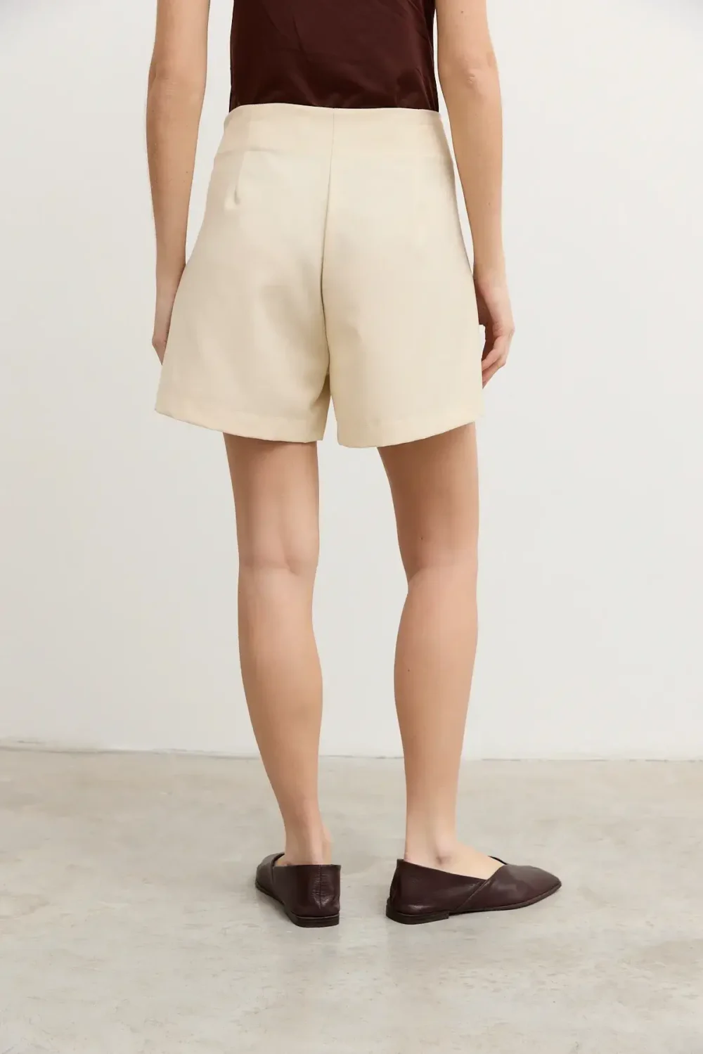 Short Lugo - Image 2